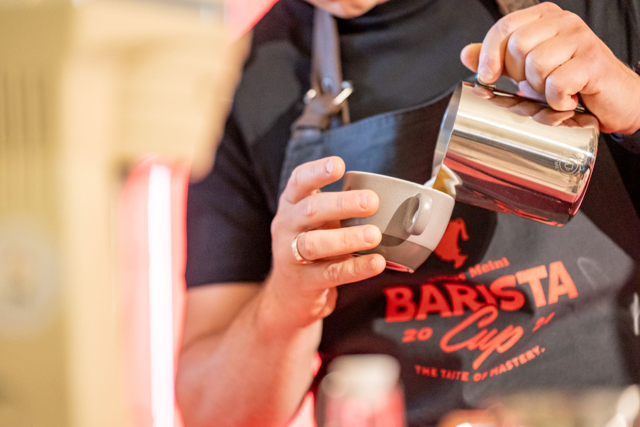 De Ziua Internațională a Cafelei, România își desemnează campionul la Finala Barista Cup 2025